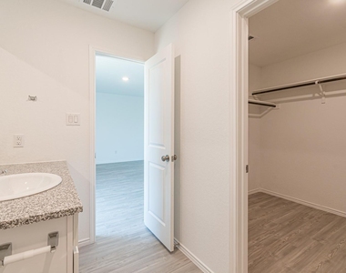 6406 Kemper Pl - Photo Thumbnail 23