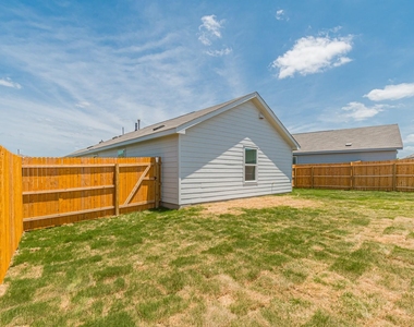 6406 Kemper Pl - Photo Thumbnail 4
