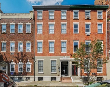 1311 Spruce Street - Photo Thumbnail 11