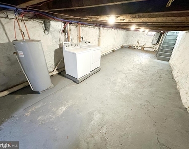 2153 W Grange Avenue - Photo Thumbnail 9