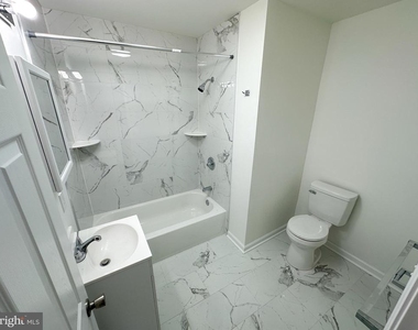 2153 W Grange Avenue - Photo Thumbnail 2