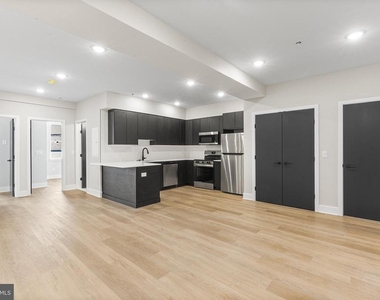 1903 Jackson Street - Photo Thumbnail 2