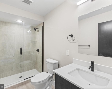 1903 Jackson Street - Photo Thumbnail 10