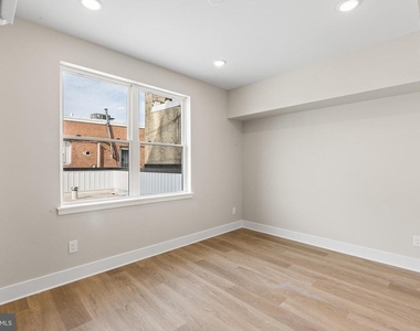 1903 Jackson Street - Photo Thumbnail 7