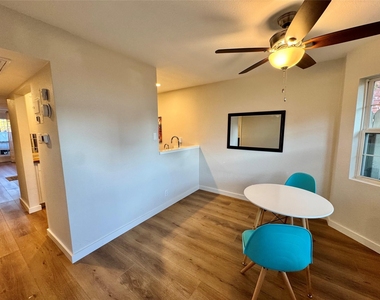7920 Rockwood Ln - Photo Thumbnail 27