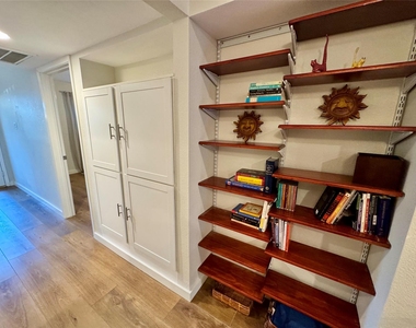 7920 Rockwood Ln - Photo Thumbnail 36