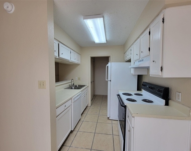 2804 Bull Run - Photo Thumbnail 5