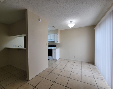 2804 Bull Run - Photo Thumbnail 4
