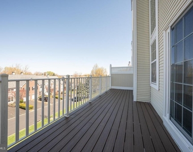 234 Lookout Place - Photo Thumbnail 8