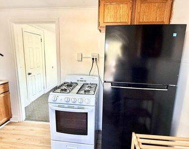 255 Beech Street - Photo Thumbnail 2