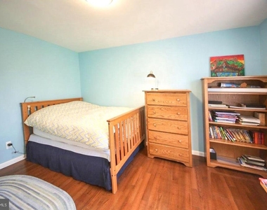 1120 Cymry Drive - Photo Thumbnail 14