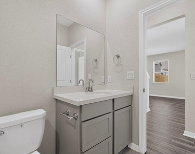 13817 Gilwell Dr - Photo Thumbnail 23