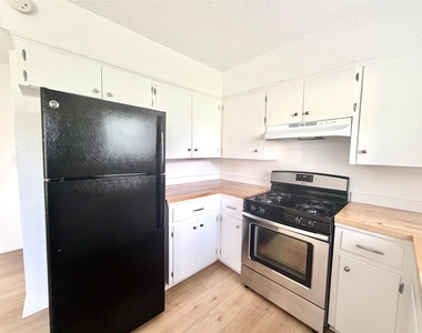 1708 Pennsylvania Ave - Photo Thumbnail 16