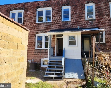 4621 Woodland Avenue - Photo Thumbnail 24