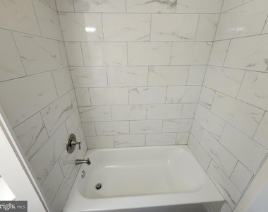 4621 Woodland Avenue - Photo Thumbnail 15