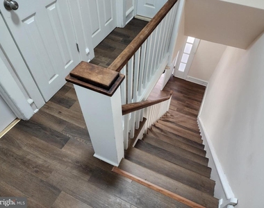 4621 Woodland Avenue - Photo Thumbnail 11