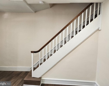 4621 Woodland Avenue - Photo Thumbnail 10