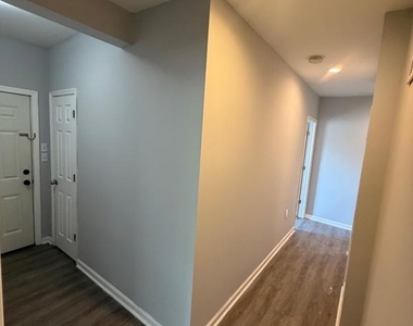 102 Ridgway Street - Photo Thumbnail 5