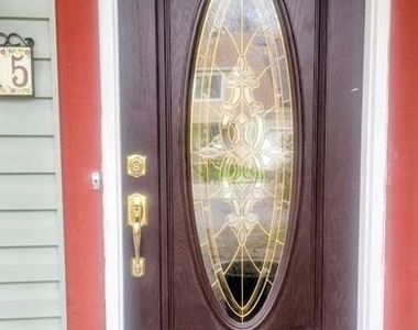 15 Queen Anne Court - Photo Thumbnail 1