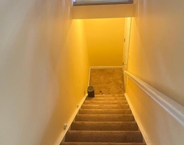 89 Dorchester Circle - Photo Thumbnail 25