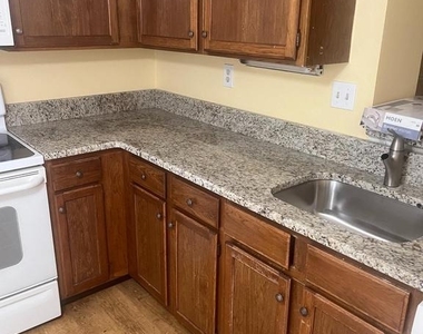 89 Dorchester Circle - Photo Thumbnail 39