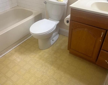 89 Dorchester Circle - Photo Thumbnail 23