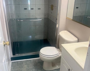 89 Dorchester Circle - Photo Thumbnail 20