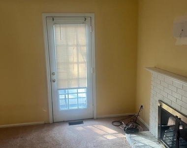 89 Dorchester Circle - Photo Thumbnail 13