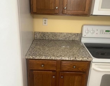 89 Dorchester Circle - Photo Thumbnail 38