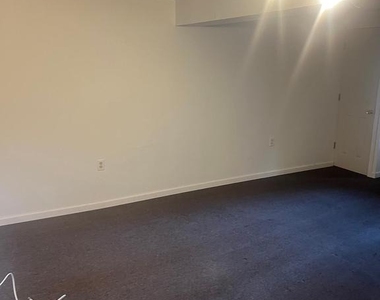 89 Dorchester Circle - Photo Thumbnail 26