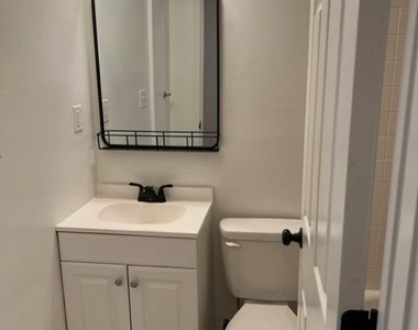 17207 Manning Drive - Photo Thumbnail 14