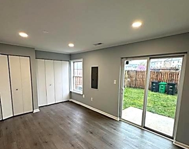 3332 Princess Stephanie Court - Photo Thumbnail 6