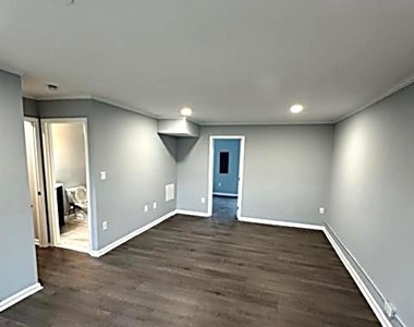 3332 Princess Stephanie Court - Photo Thumbnail 7
