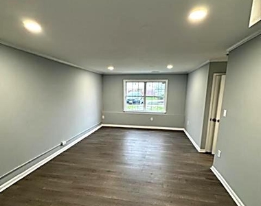 3332 Princess Stephanie Court - Photo Thumbnail 5