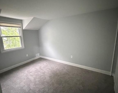 12928 Claxton Drive - Photo Thumbnail 13