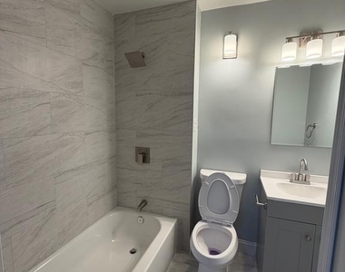 12928 Claxton Drive - Photo Thumbnail 8