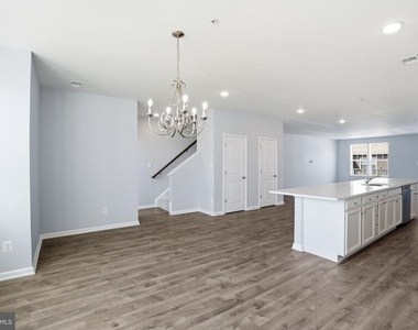 3815 Richmond Run - Photo Thumbnail 16