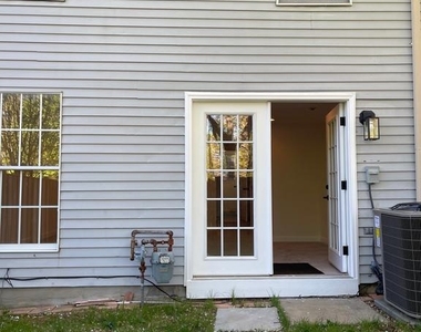25 Capps Court - Photo Thumbnail 1