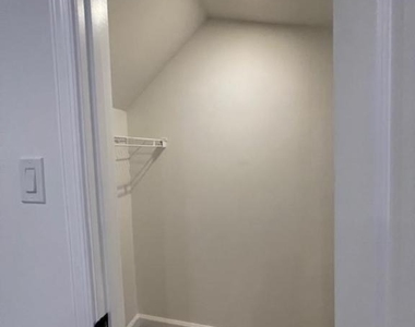 25 Capps Court - Photo Thumbnail 8