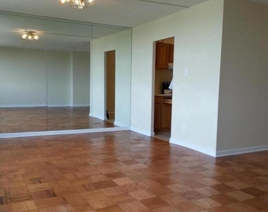 11801 Rockville Pike - Photo Thumbnail 3