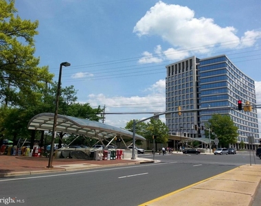 11801 Rockville Pike - Photo Thumbnail 14