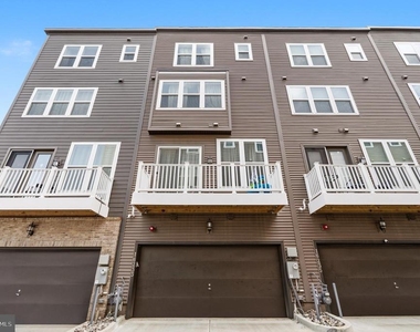 16233 Connors Way - Photo Thumbnail 24