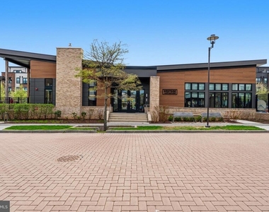 16233 Connors Way - Photo Thumbnail 31