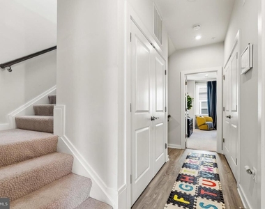 16233 Connors Way - Photo Thumbnail 14