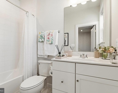 16233 Connors Way - Photo Thumbnail 16
