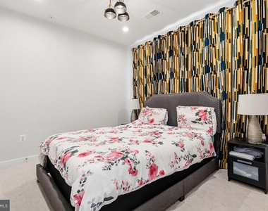 16233 Connors Way - Photo Thumbnail 20