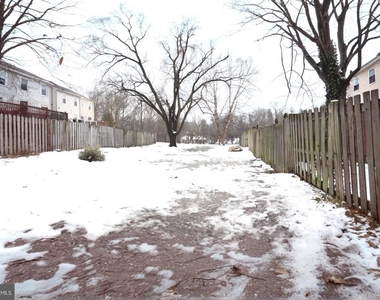 3104 Benton Square Drive - Photo Thumbnail 3