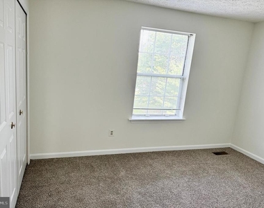 1520 Murray Place - Photo Thumbnail 12