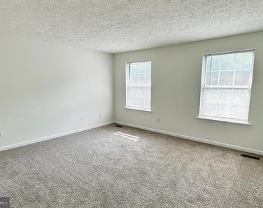 1520 Murray Place - Photo Thumbnail 10