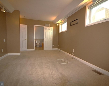 2919 Ritchie Avenue - Photo Thumbnail 12